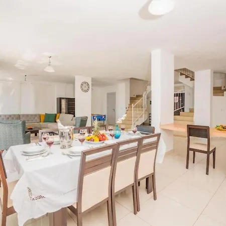 Sea View For 8 People In Antalya, - Awz 192 فيلة *